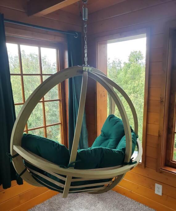 The Eagle'S Nest Treehouse Cabin Palmer Exterior foto